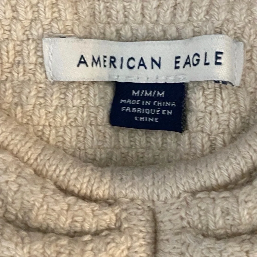 American Eagle Knit Crochet Tube Top – Boho Chevron Strapless
Size: M - Picture 2 of 3
